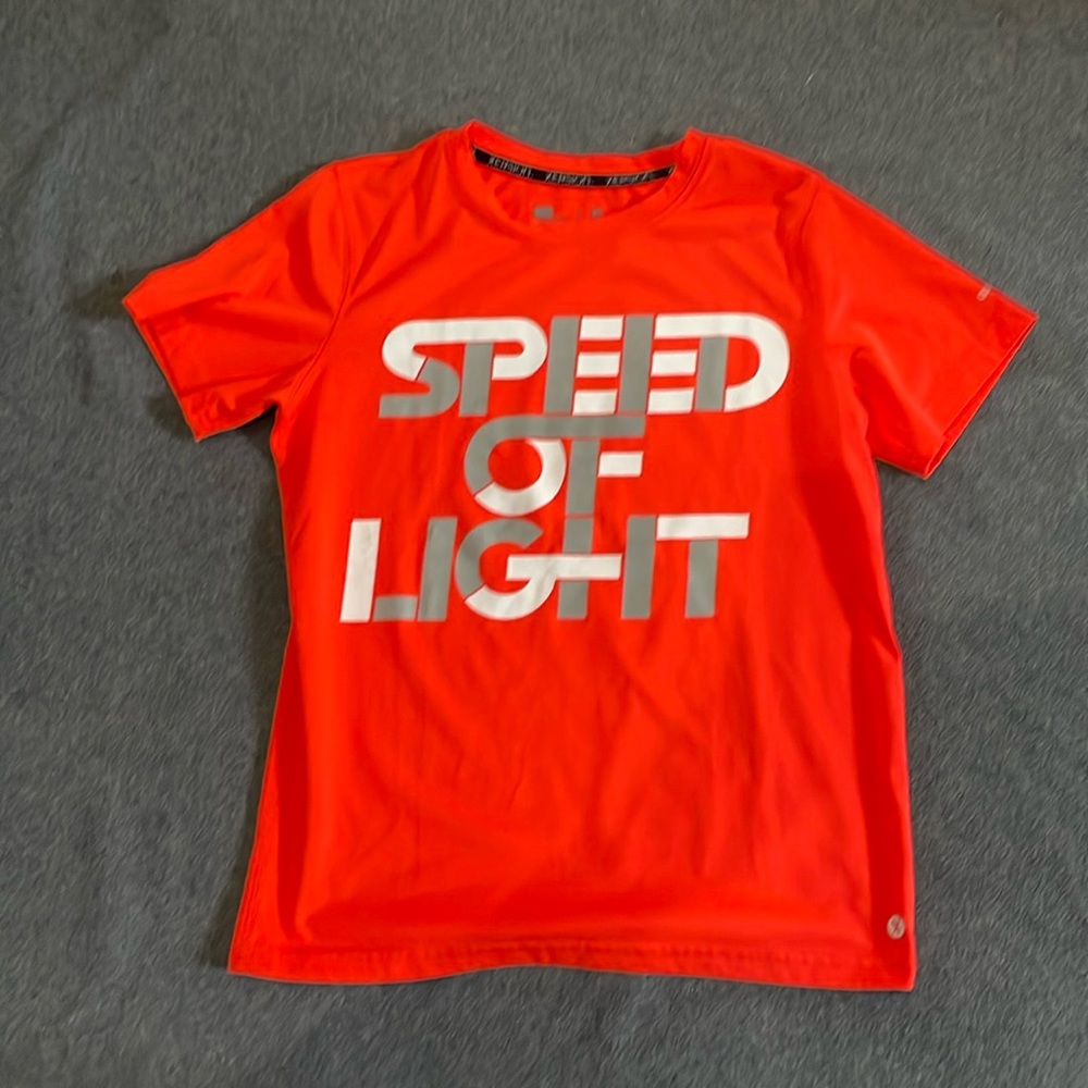 XERSION Performance Shirt - Boys Medium